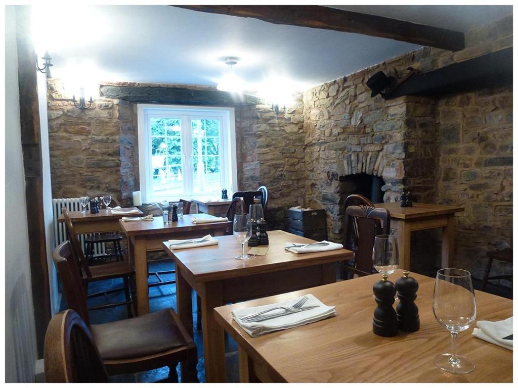 Bridge House Bed and Breakfast Bampton  Buitenkant foto